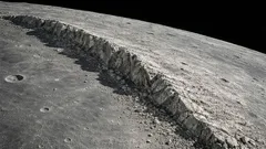 La Luna non è affatto priva di vita: gli astronomi hanno dimostrato che continua a contrarsi